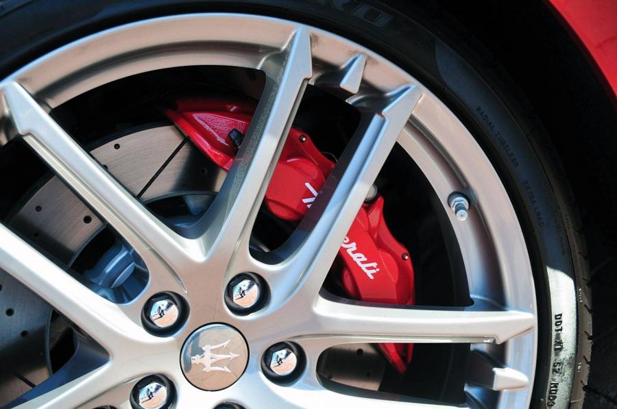  Maserati GranTurismo Convertible Sport 2012 года  (фото 40 из 43)